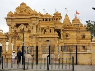 Tempel