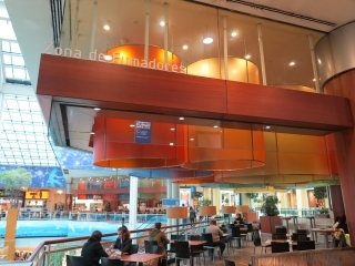 Food Court