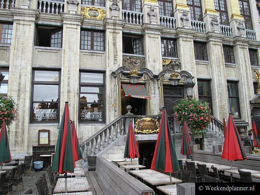 Het restaurant Het Keldertje. In dit prachtige gebouw is ook het kleine budgethotel Hotel Saint Michel gevestigd.