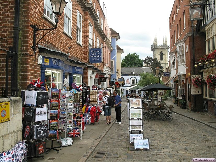 Dit is Church Street in het oude centrum van Windsor. Ieder huis heeft een eigen geschiedenis. Het straatje is dan ook populair bij toeristen. Tips: De attracties van het historische centrum.