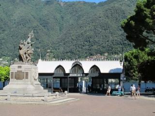 veerboot terminal Cernobbio