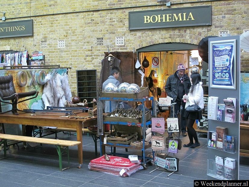 Een klein winkeltje op de Old Spitalfields Market.
