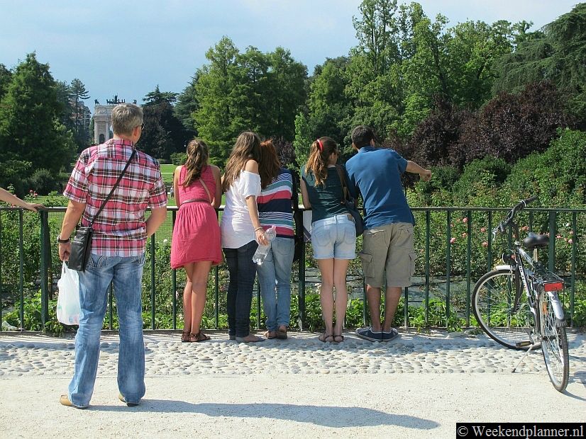 De tuinen van Castello Sforzesc zijn een attractie op zich. En dat in het centrum van Milaan dus er zijn altijd wel toeristen. 