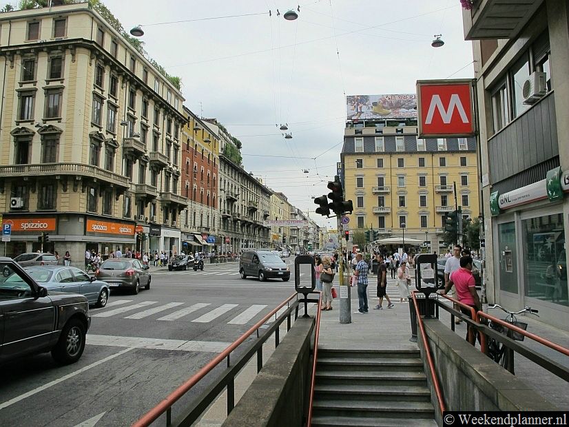 In de langste winkelstraat van Europa, Corso Buenos Aires, zijn winkels die misschien minder exclusief zijn dan die rond de Duomo maar wat je er kunt kopen is tenminste wel betaalbaar. Tips: Een weekend in Milaan.