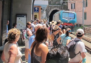 Trein naar Vernazza