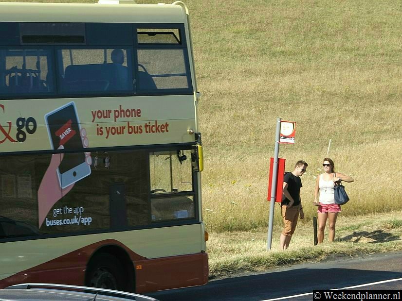 Je kunt met de bus van Eastbourne of Brighton naar Beachy Head en de Seven Sisters. Er zijn bij de bezoekerscentra van deze twee attracties bushaltes.Tip: De bussen tussen Brighton en  Eastbourne.