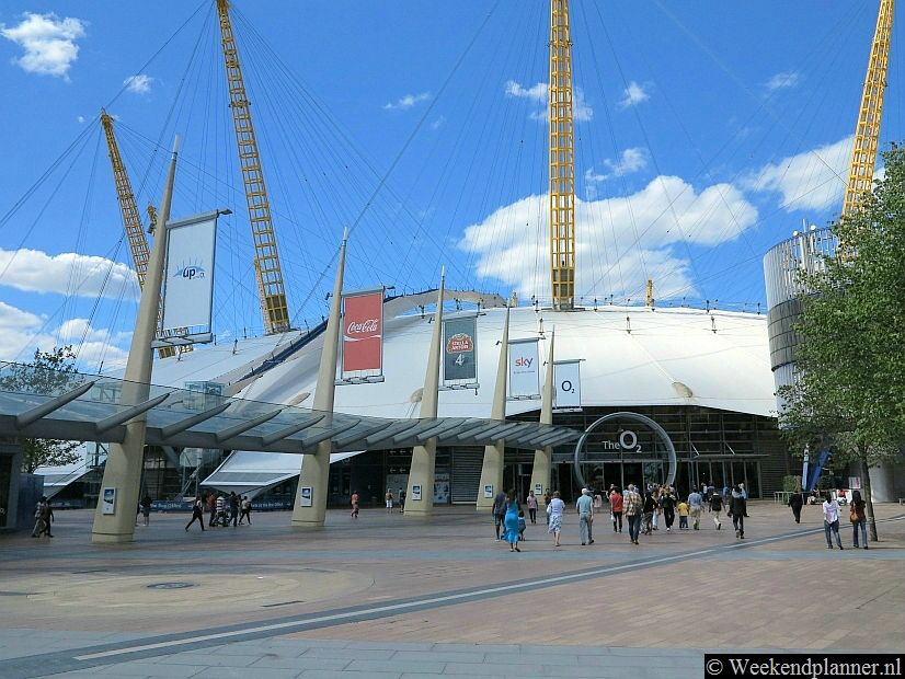 In de O2 Arena vinden grote evenementen en grote concerten plaats maar je kunt er ook goed uitgaan. Tip: De O2 Arena  in North Greenwich.