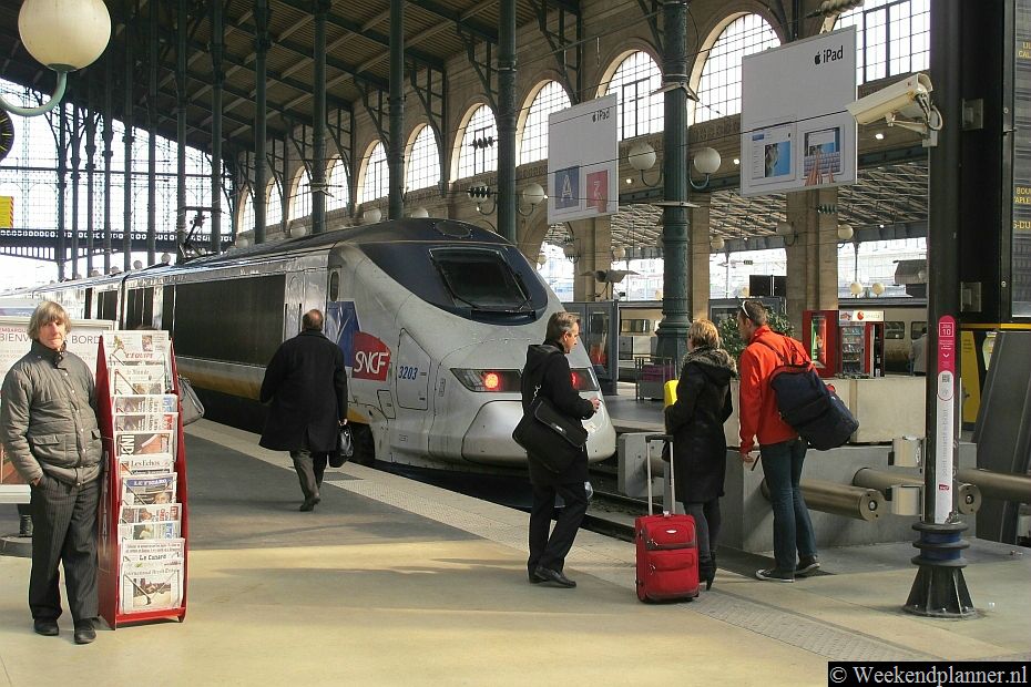 Vanaf het station vertrekken ook treinen naar steden in Noord-Frankrijk.Tips: Reizen met de trein in Frankrijk.