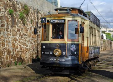 tram in Porto